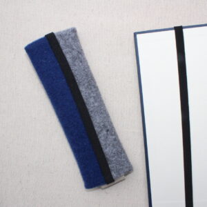 Astuccio stretto portapenne o portaocchiali con elastico sul retro- Cose di Laura creatività in feltro