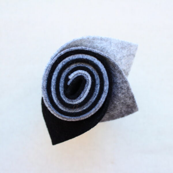Girella feltro 2 mm perla, grigio e nero - Cose di Laura creatività in feltro