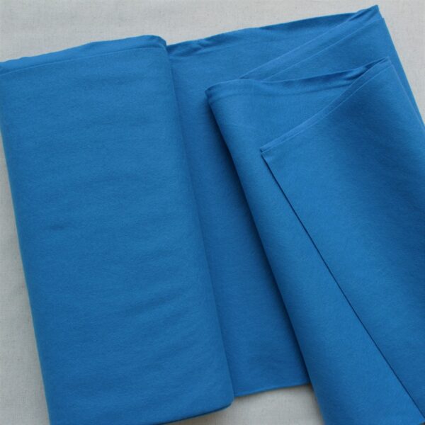 Panno lana al metro color azzurro - Cose di Laura creatività in feltro