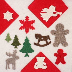 Sagome natalizie in feltro di lana spessore 3 mm: angelo, fiocco di neve, gingerbread, cavallino a dondolo, orsetto, alce e abeti - Cose di Laura feltro