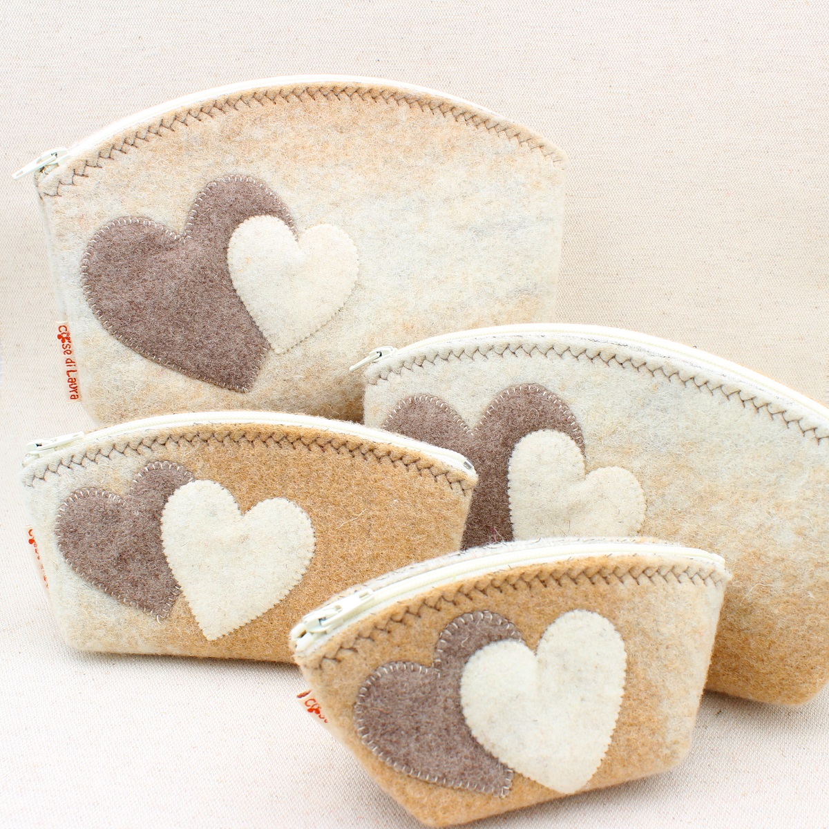 Pochette cammello con cuori | Cose di Laura