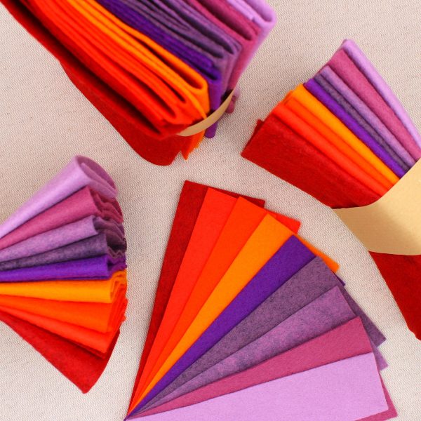 Mix 9 colori di panno lana in tagli 30x30 cm, tonalità arancio, rosso e viola - Cose di Laura creatività in feltro
