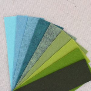 Mix 9 colori di panno lana in tagli 30x30 cm, tonalità turchese e verde - Cose di Laura creatività in feltro