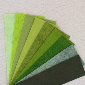 Mix 9 colori di panno lana in tagli 30x30 cm, tonalità verdi - Cose di Laura creatività in feltro