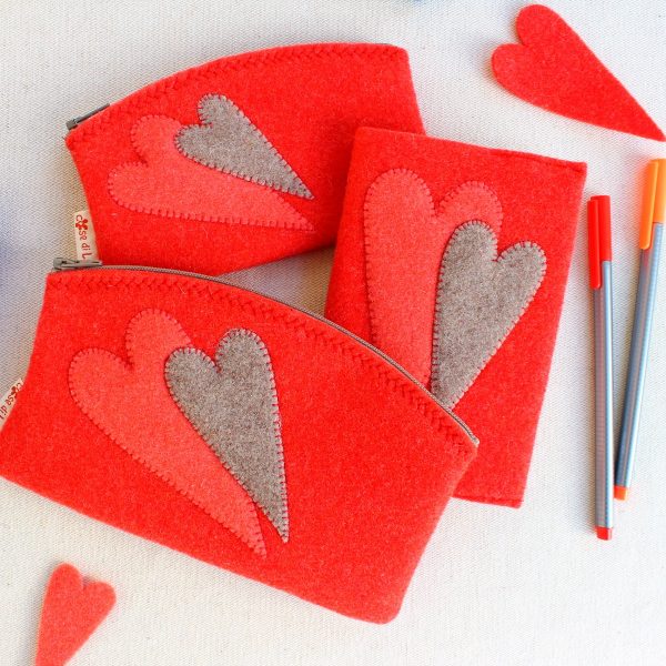 Set astucci e quadernetto corallo con cuori - Cose di Laura creatività in feltro