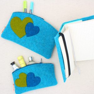 Set astucci e quadernetto turchese con cuori - Cose di Laura creatività in feltro