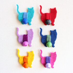 Segnalibri filo con gatto e pallina in feltro - Cose di Laura creatività in feltro